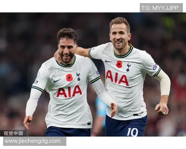 热刺两回合3球逆转晋级展现强大韧性与团队合作精神